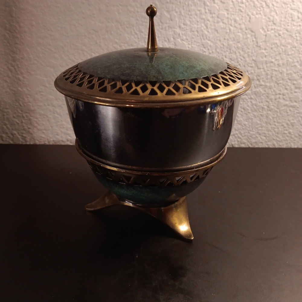 GORGEOUS MCM Oppenheim Brass Enamel 5" Trinket Dish W/ Lid Made in Israel.